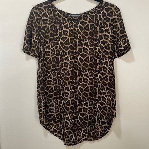 Chelsea & Theodore/ Leopard blouse ~Small